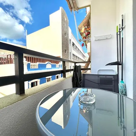 Three Bedroom In Center Of Cruz With Wifi And Parking Place 아파트 산타크루스데 테네리페